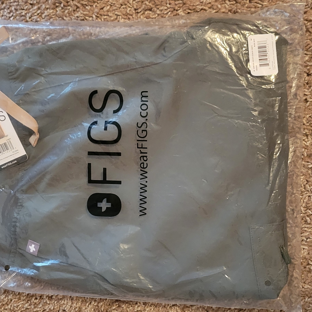 NWT Figs Moss Jogger Scrub Pants